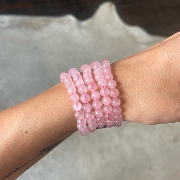 6mm Genuine Rose Quartz Beaded Crystal Bracelet - Picture 1 of 3